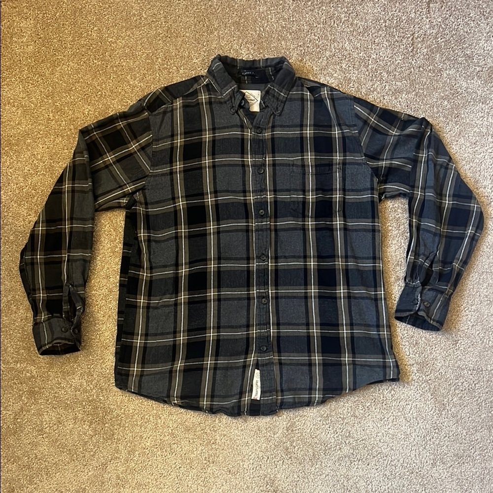 St. John's Bay Legacy Flannel Men's Dark Plaid 100% Cotton Button Down Shirt Med